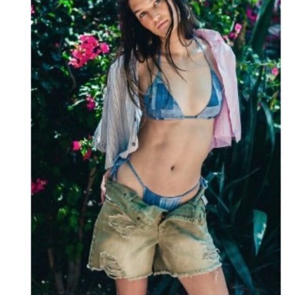 Urban Outfitters BDG dropped rise distressed denim shorts size 27 NWT - Picture 1 of 12